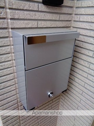 Ｗｅｓｔ　Ｈｏｕｓｅ[2LDK/65.52m2]の共用部2