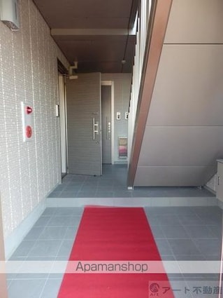 アイカエール[2LDK/62.69m2]の共用部2