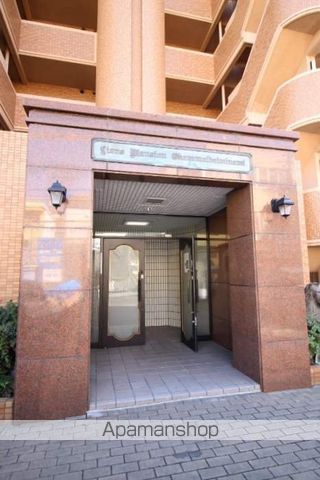 ライオンズマンション岡山医大南の玄関写真