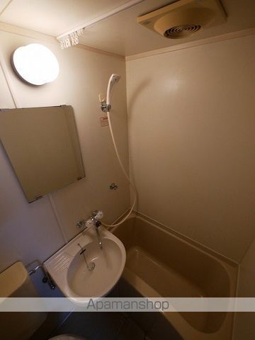 プチハイツタナカの内装写真