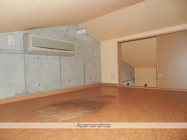FIT2004の内装写真