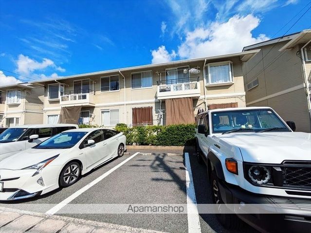 アパートメント明石 Bの外観写真