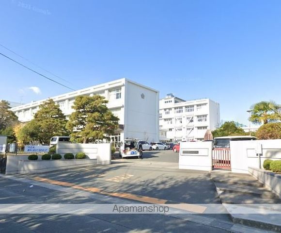 ファミールミヤカワの周辺写真