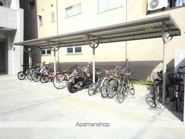 ノイグランツDの玄関写真