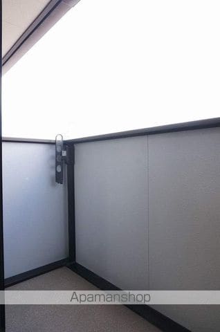 金沢市 2階建 築9年の内装写真