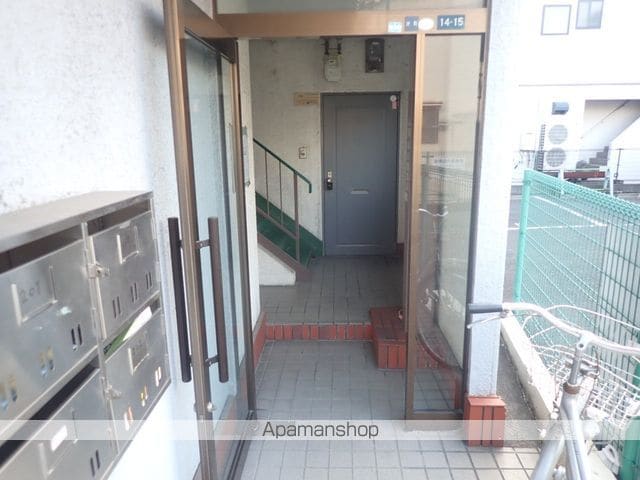 沖町ジュンハイツの玄関写真
