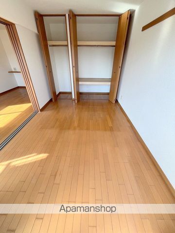クローバーの内装写真