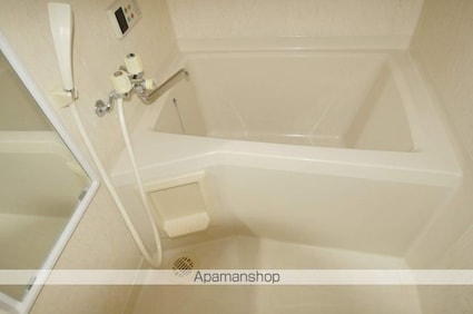 ハイランドコート　Ｃ棟[3K/51.48m2]のバス