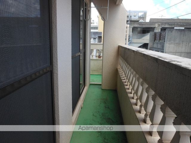 山入端店舗アパートの内装写真