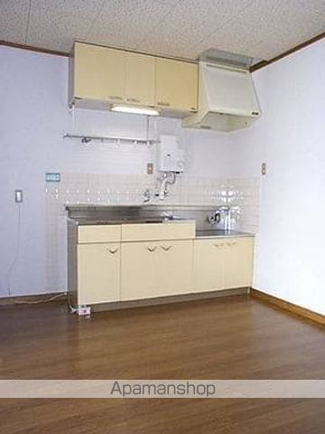 シャンポールド並木 A棟の内装写真