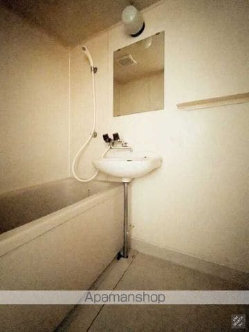 ガーデン関口の内装写真