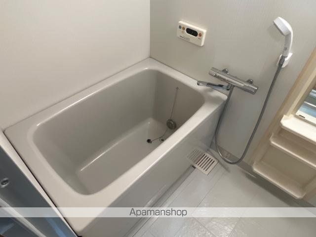 フォレスト高間の内装写真