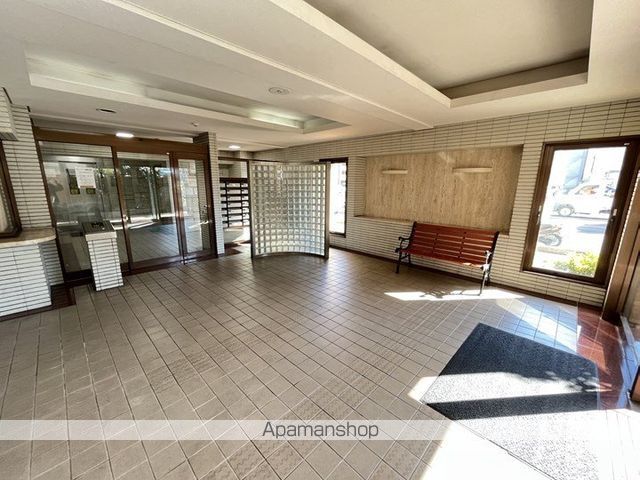 ダイアパレス中宝永町の玄関写真