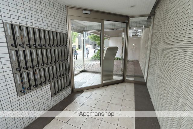 レスコ府内の玄関写真