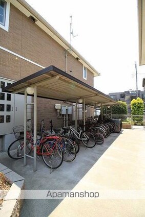 ペニーレインＢ[1LDK/42.8m2]の駐車場