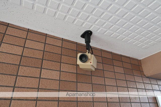 アールズコート本郷の外観写真