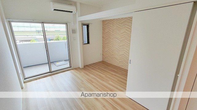 セレニテ阿波座ミラクの内装写真