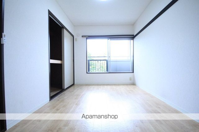 ラフィーネ刀根山の内装写真