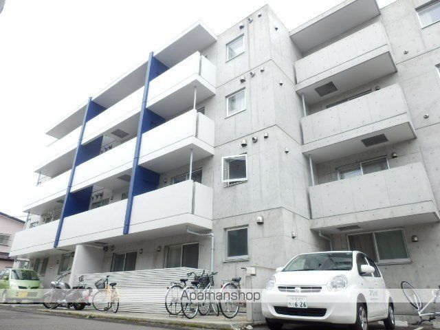 MANY’S COURTの外観写真