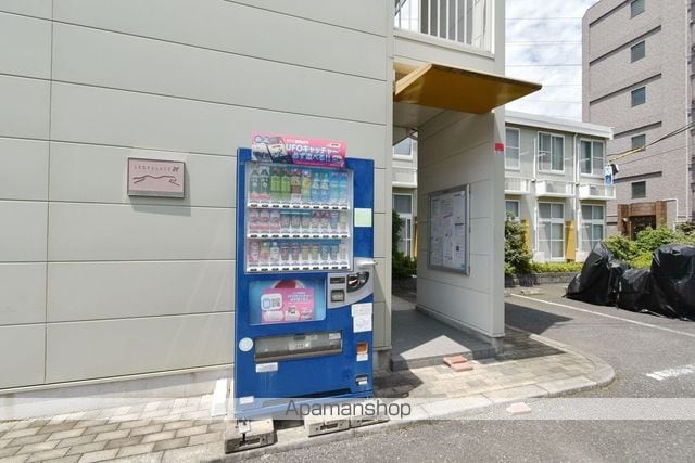 レオパレス一番町の玄関写真
