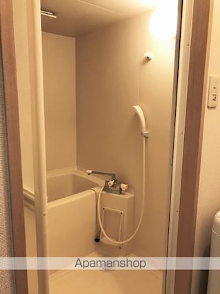 レオパレスＷＩＮＧ[2DK/39.74m2]のバス