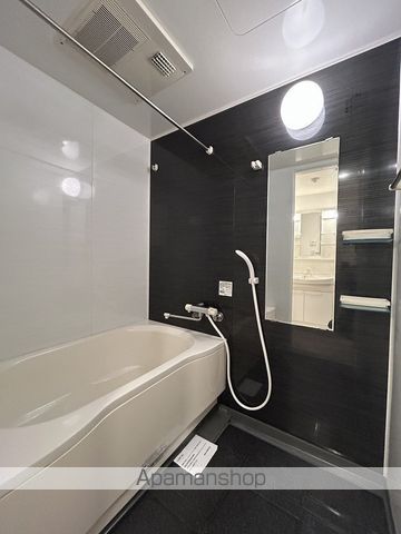 ドゥーエESAKAIの内装写真