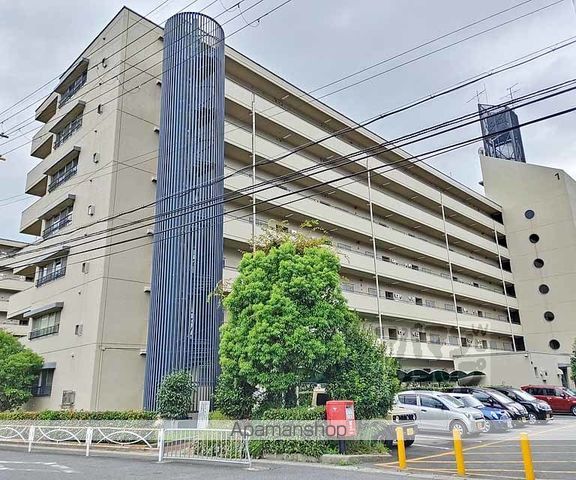 ユニ宇治マンション1号館の外観写真