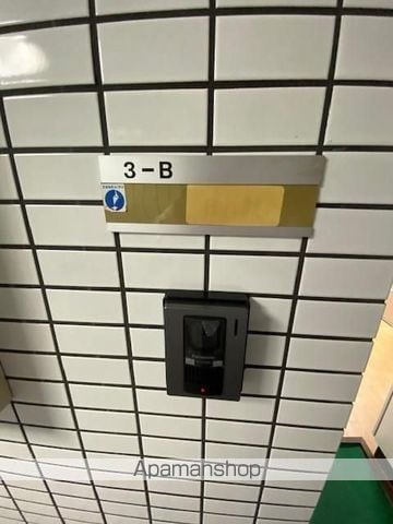 西新プラザハイツの外観写真