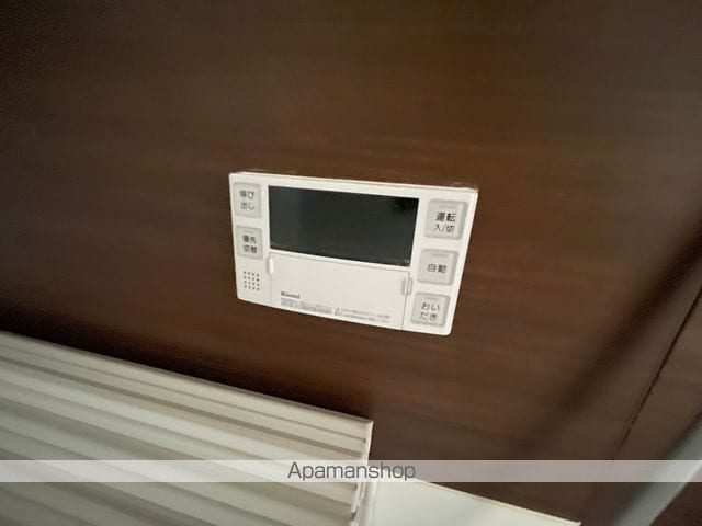 クリスタルハイツの内装写真