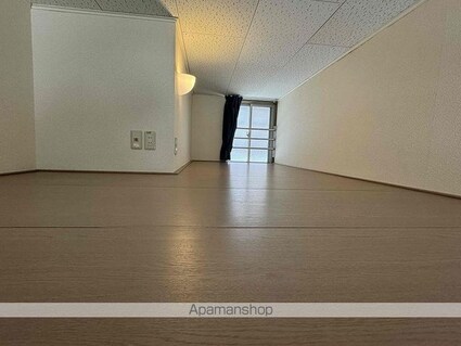 レオパレス木田[1K/20.37m2]の収納2
