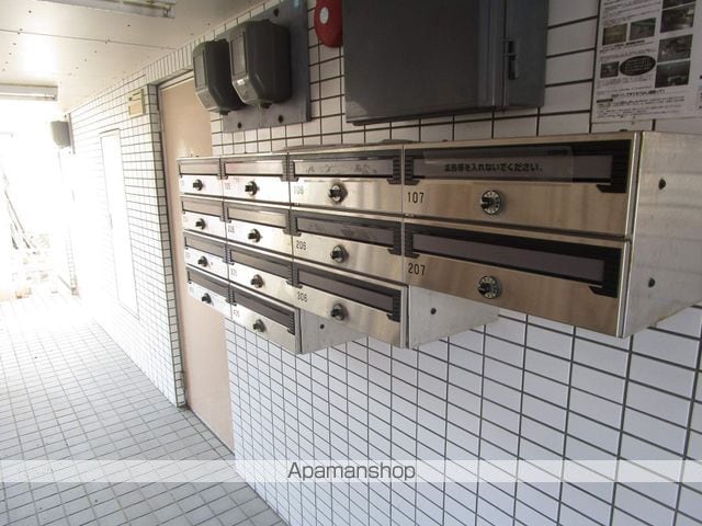 エステート田口の玄関写真