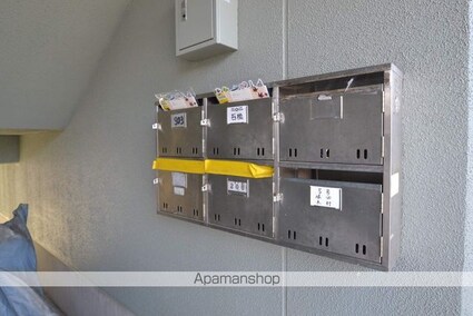 若草ハイツ[3LDK/65m2]のエントランス2