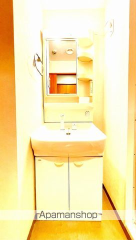 オマージュの内装写真
