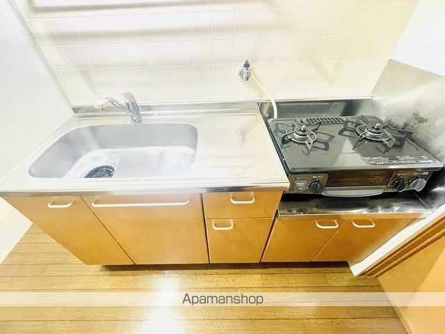 クリサンスレッドの内装写真