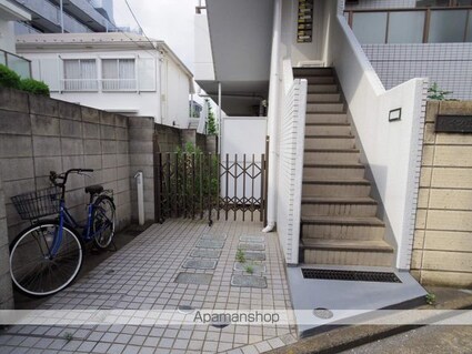 東京都武蔵野市中町１丁目[1R/18.72m2]のエントランス