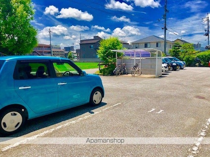 フレグランスＡ[3K/51.84m2]の駐車場