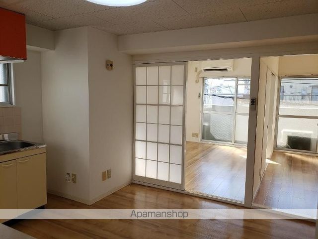 コスモリヴェール朝生田の内装写真