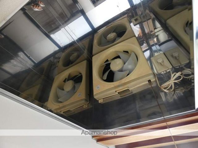 浜松市中央区 2階建 築39年の内装写真