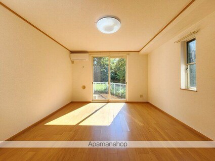 Ｂａｃｈ西多賀[1R/33.15m2]のリビング・居間