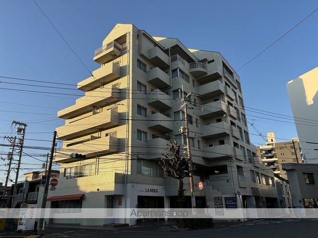 倉本ビルの外観写真