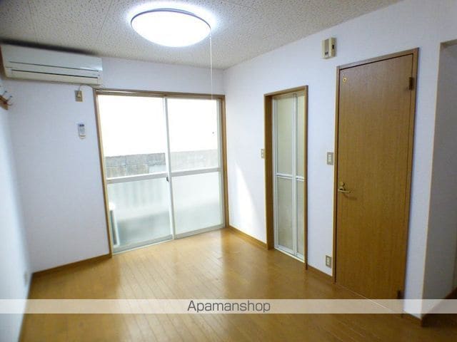 くれないはうすの内装写真
