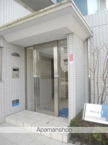 クティールMの玄関写真