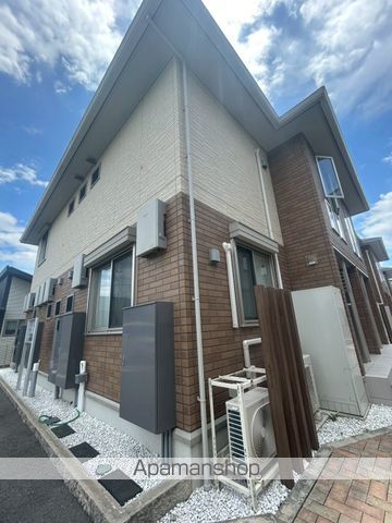 ローヤルヴィラ勝原の外観写真