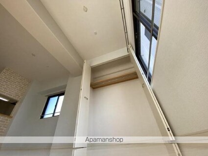 フェリス本町通り[1R/35.97m2]の収納