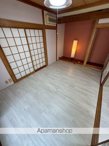 日豊本線 加納駅 徒歩18分 2階建 築46年の内装写真