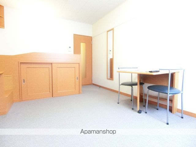 レオパレスかどやの内装写真