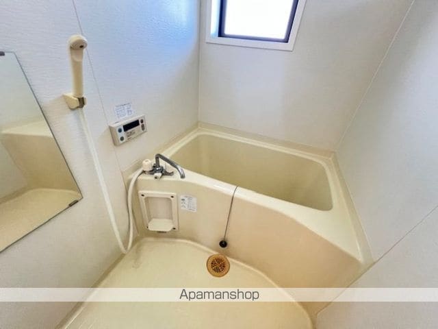 イニシャルAの内装写真