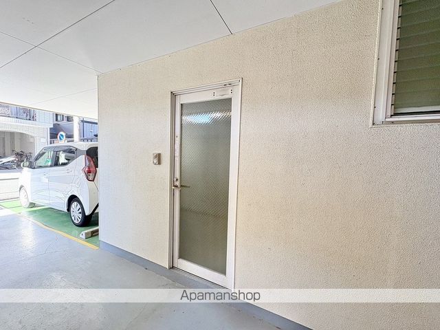 GREENの玄関写真