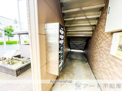 Ｔｉａｒｅ[2LDK/54m2]のエントランス3