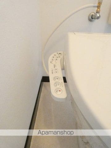 クィーンズコート鴨江の内装写真